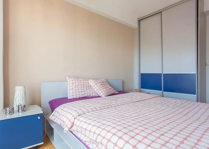 Red Apartment Skopje